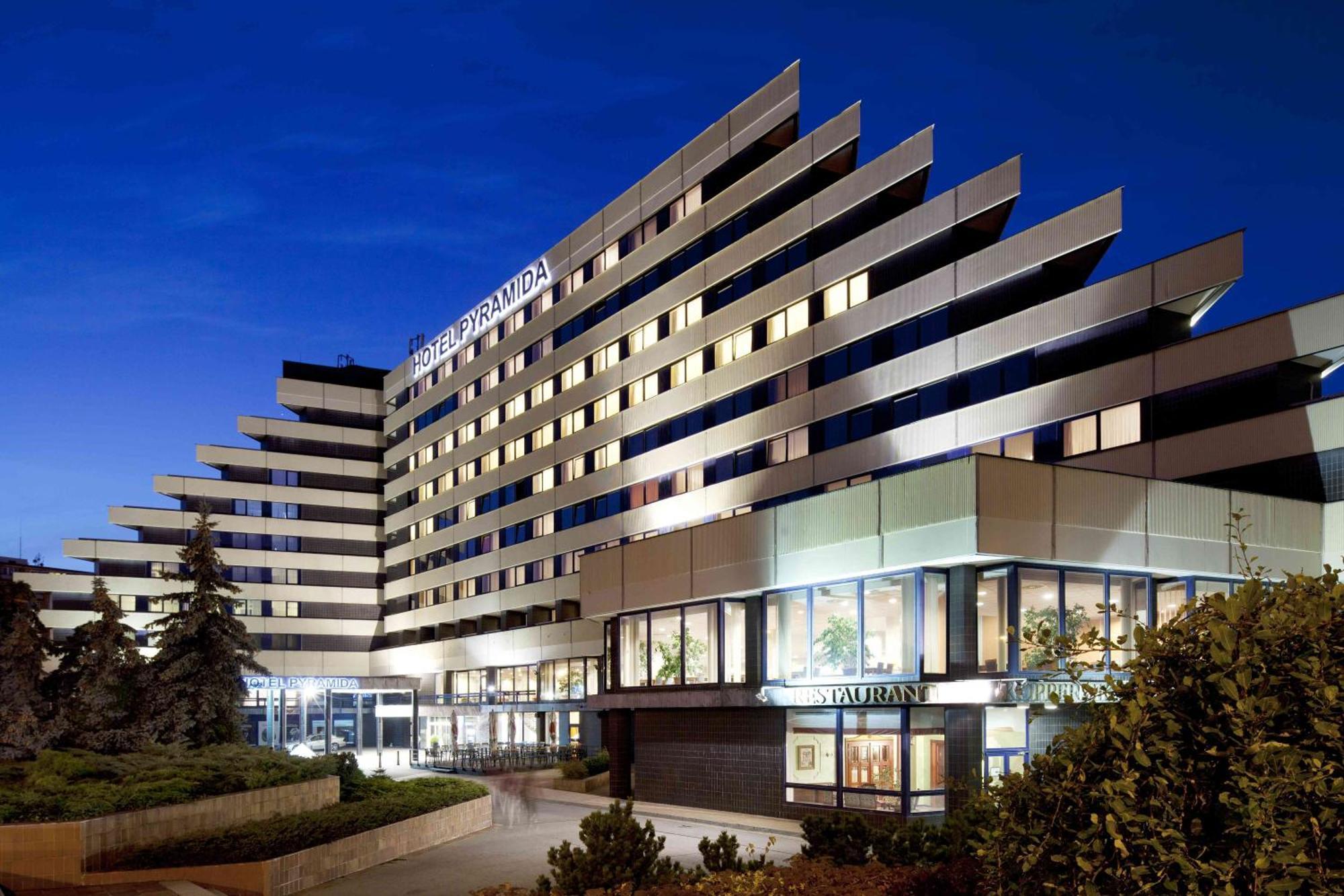 Orea Hotel Pyramida Praha — Photos 3